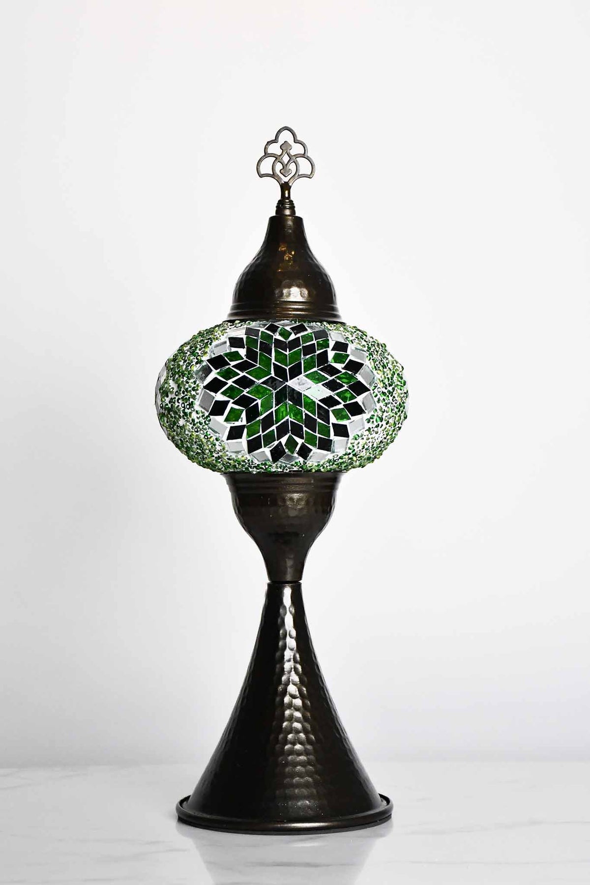 Turkish hammered table lamp star green