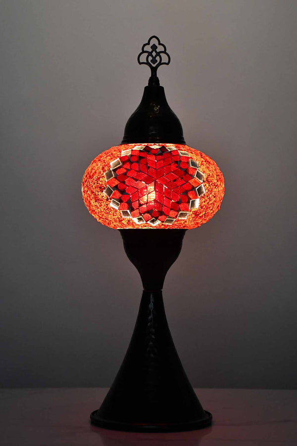 Turkish hammered table lamp star red